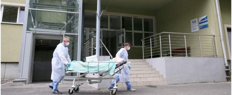 Czy może być jeszcze gorzej? Profesor snuje czarną wizję trzeciej fali pandemii