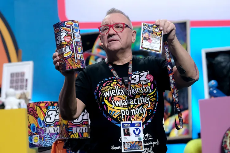 Nietypowa aukcja WOŚP. Można napić się kawy z robotem