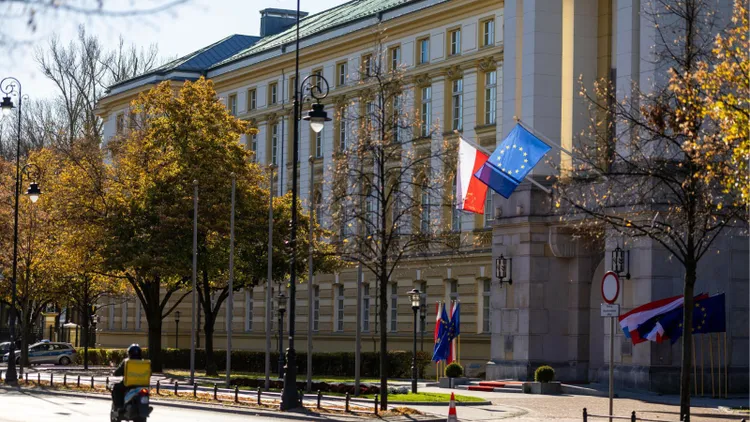 Szykują podwyżki w Kancelarii Premiera. Wiadomo, jak zmienią się widełki wynagrodzeń