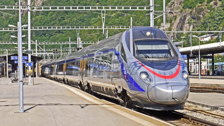Trwa awaria w PKP Intercity. Poważne utrudnienia dla pasażerów
