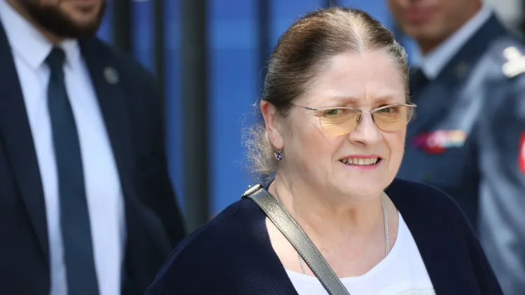 Krystyna Pawłowicz z pierwszą wypłatą. Tyle wynosi jej "emerytura", ta kwota to nie żart