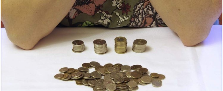 Z zagranicy już nie przywieziesz tyle pieniędzy co wcześniej. Rząd rzuca kłody pod nogi wielu Polakom