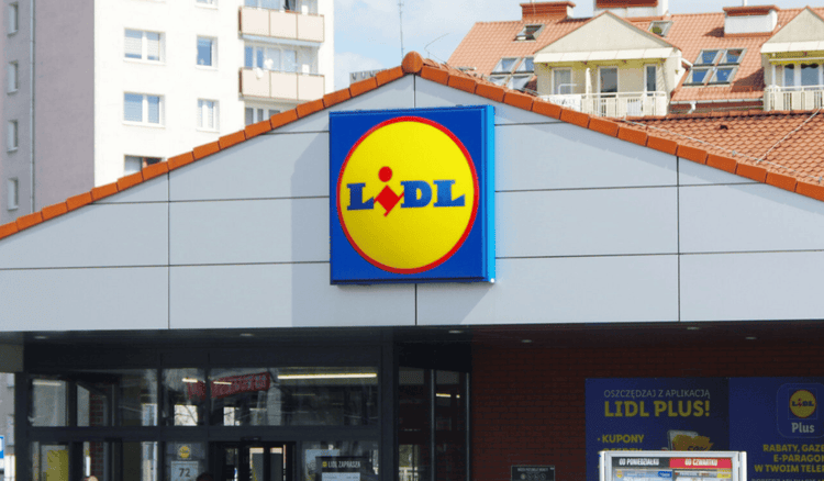 Lidl w trybie natychmiastowym usuwa chipsy z półek. GIS ostrzega "Mogą stanowić zagrożenie dla zdrowia"