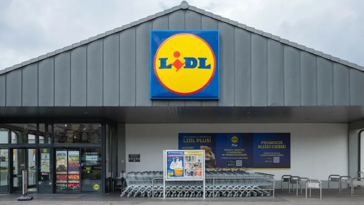 Lidl uruchomił nowy rodzaj sklepów. Na otwarciu kolejki i kilka godzin czekania