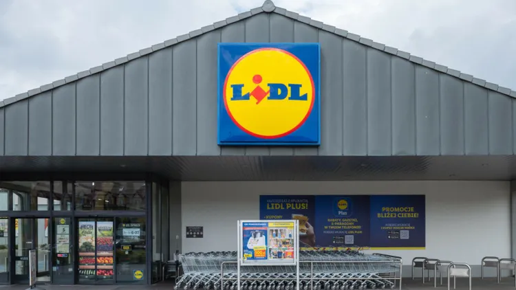 W Lidlu "2+1 gratis" i obniżki o 50 proc. Obowiązują limity, klienci powinni się spieszyć