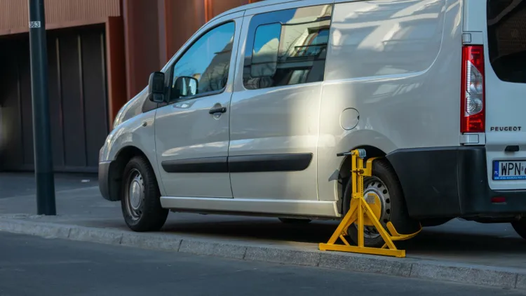 Nigdy nie parkuj w Zakopanem w tym miejscu. Dostaniesz wysoki mandat. Funkcjonariusze tylko czekają