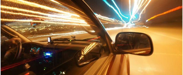 Zabranie prawa jazdy po przekroczeniu limitu o 50 km/h? Czy to dobry pomysł na piratów drogowych?