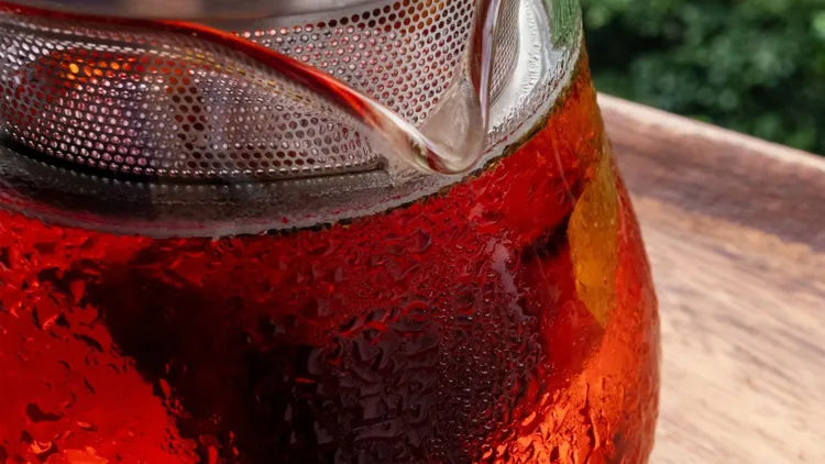 Piję zamiast kawy i herbaty. 12 badań pokazuje, że obniża cukier, ciśnienie i stres