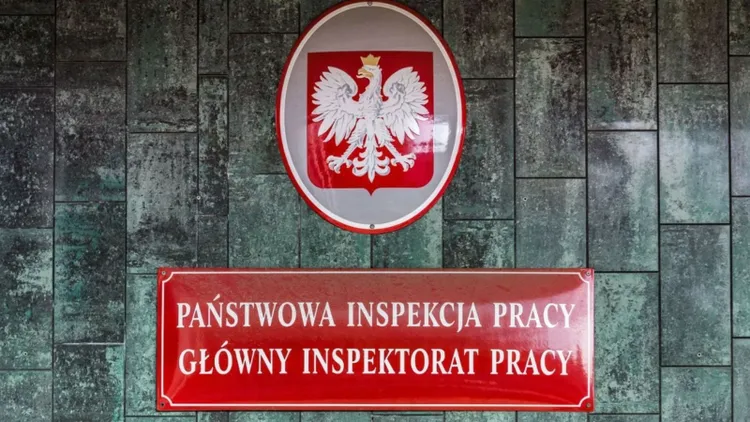 Pilny komunikat PIP ws. ekstremalnych upałów. Ruszają masowe kontrole. Jest decyzja rządu
