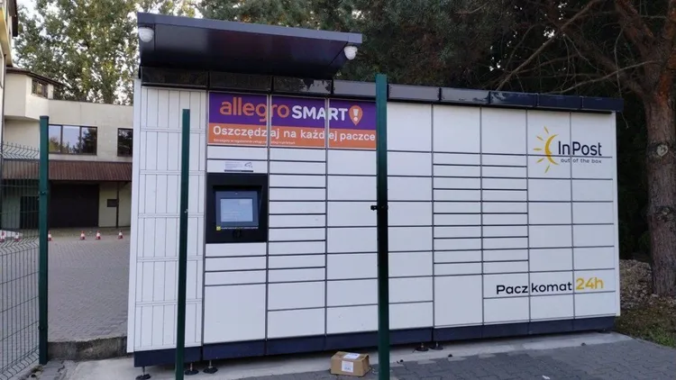 Paczkomaty będą miały konkurencję? W polskich miastach pojawią się nowe automaty