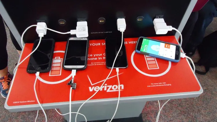 Powerbanki z AliExpress wycofane ze sprzedaży. Mogą spowodować pożar