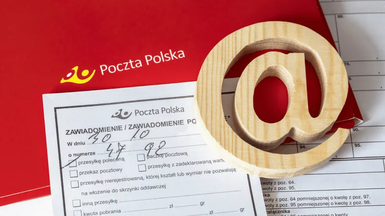 Wielkie zmiany zasad odbierania listów. Listonosze przestaną zostawiać awizo?