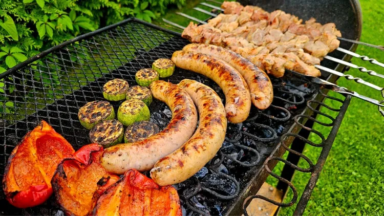 Ostatni weekend na grilla. Potem pogoda się zepsuje, a temperatura drastycznie spadnie