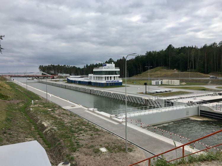 Większe statki wpłyną do portu w Elblągu na jesieni. Wiceminister potwierdza