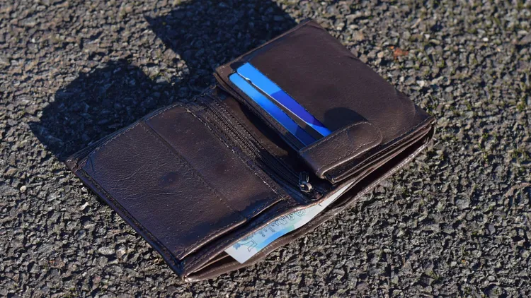 Zgubiłeś telefon lub portfel? Od 19 maja nowy limit działa na korzyść znalazców