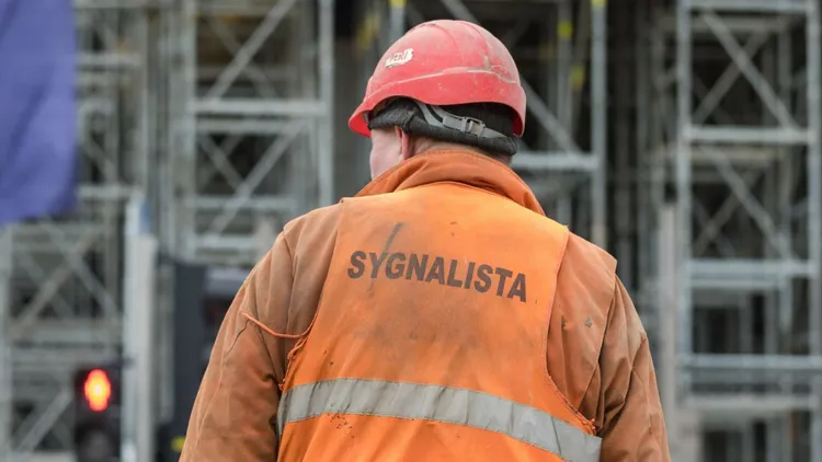 Niskie bezrobocie wiąże się z problemem. Polska może potrzebować wsparcia obcokrajowców