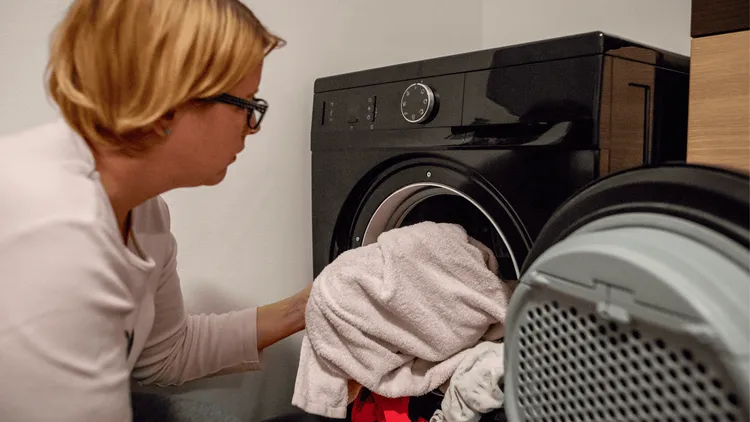 Nigdy nie używaj tego przycisku w pralce. Rachunki za prąd i wodę będą drastycznie wyższe
