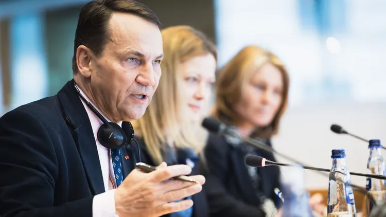 Polska będzie miała nowe prawo. Dobre wieści dla osób LGBT i ateistów