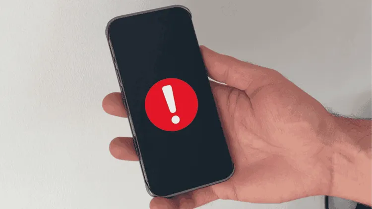 Dziwne SMS-y trafiają do Polaków. Eksperci ostrzegają, to próba oszustwa