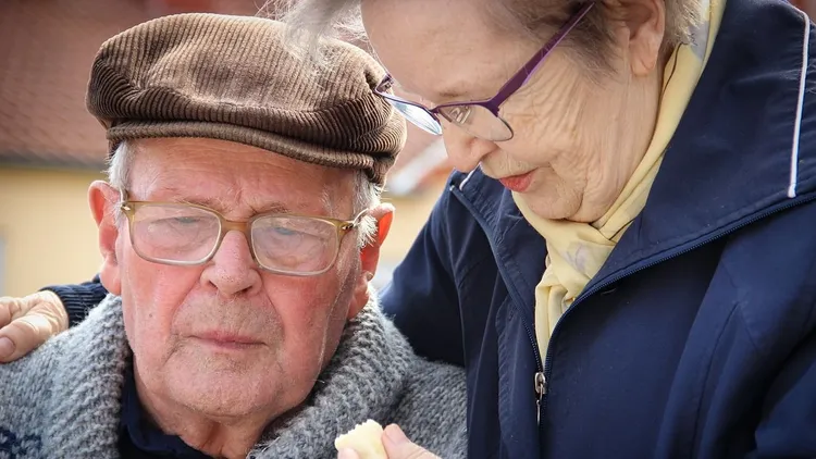 Czternasta emerytura 2025. Coraz więcej seniorów bez prawa do świadczenia