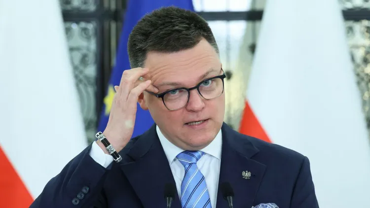 Awantura kandydatów na prezydenta. Hołownia żąda ukarania Mentzena
