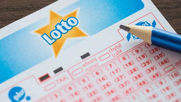 Znamy wyniki losowania lotto. Jeden z graczy zgarnął wielkie pieniądze