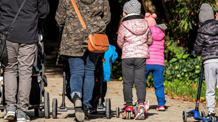 Przełomowe dane o 800 plus dla obcokrajowców. Coraz mniej wypłat, powód jest prosty