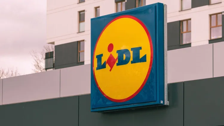 Miłość jest ślepa w Lidlu. W ofercie hit z przeboju Netflixa