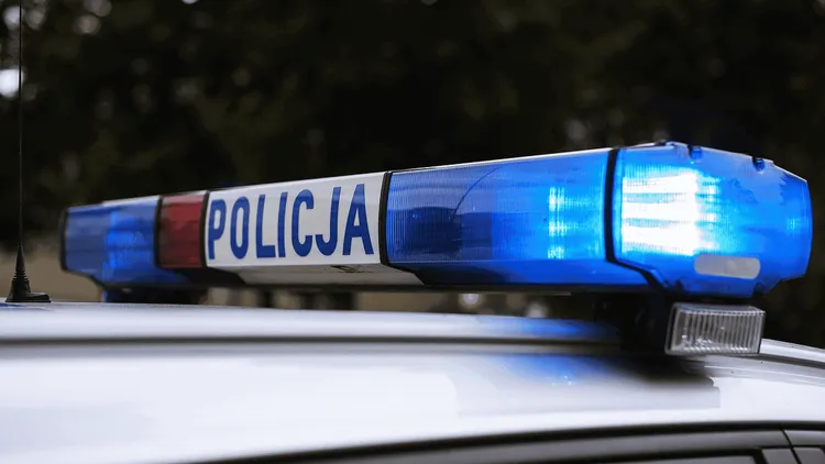 65-latka straciła 700 tys. złotych. Oszustwo "na policjanta" wciąż skuteczne