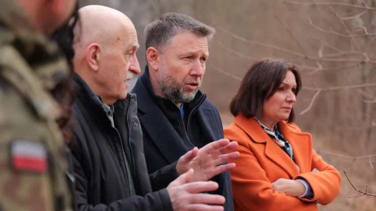 Nowa premia dla powodzian i wywłaszczenia zalewowe. Marcin Kierwiński pokazał rewolucyjną ustawę