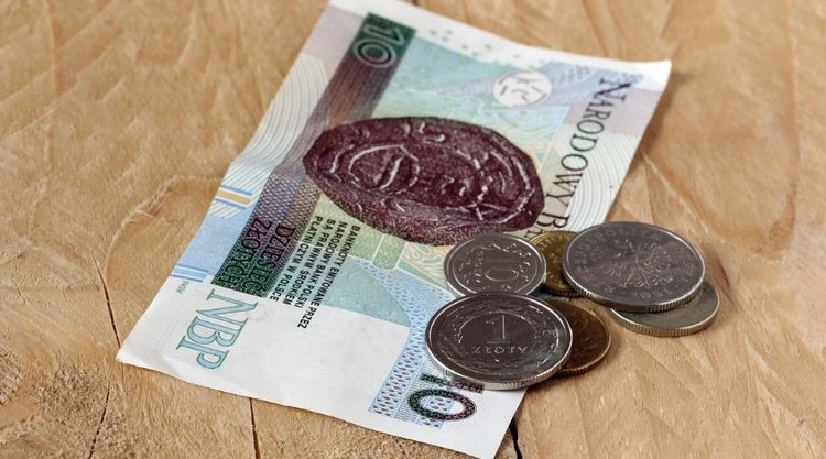 Dostaną od państwa 1125 zł nagrody. Uważają, że ich zarobki są zbyt niskie