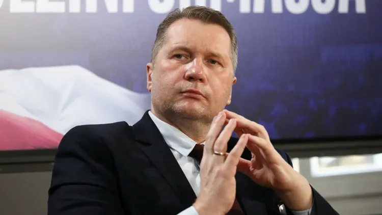 Polityk PSL uderza w Czarnka. Pokazał na wizji kontrowersyjne zdjęcie. "Czysty cynizm"