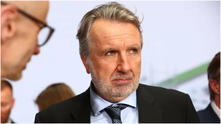 Firma najbogatszego Polaka z kłopotami, składa wniosek o upadłość. Polacy kochają tę sieć restauracji