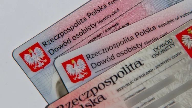Ile w rzeczywistości czeka się na nowy dowód osobisty? 