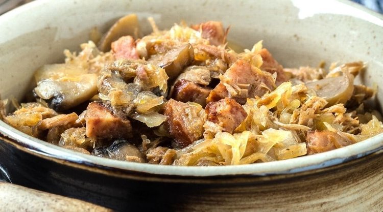 Czym przyprawiać bigos?
