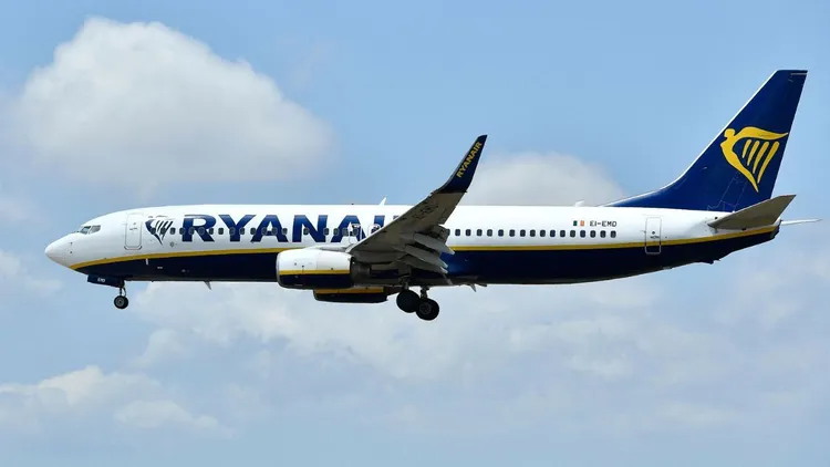 Nowa opcja w Ryanair. Rezerwując bilet, zapłacisz tylko połowę ceny. Jest w tym ukryty haczyk