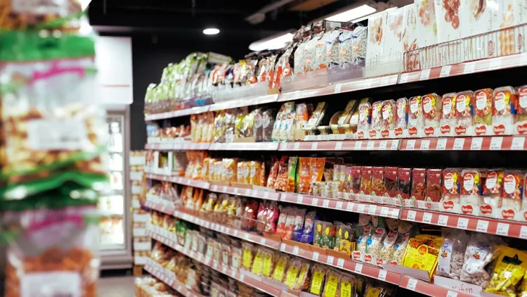 Afera o alkotubki w marketach. W życie weszło ważne rozporządzenie