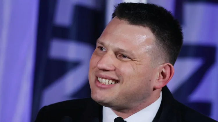 Tyle Sławomir Mentzen płaci pracownikom. Uwagę zwraca nie tylko kwota, ale i wymagania
