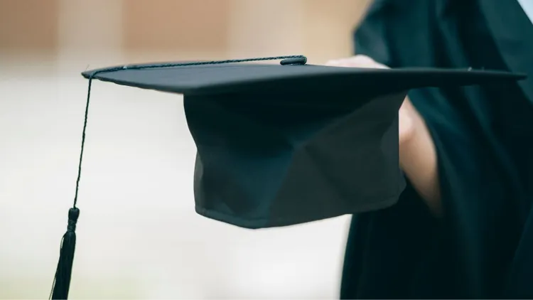 Po tych studiach można zarabiać 14 tys. zł brutto. Jeden kierunek zdominował ranking