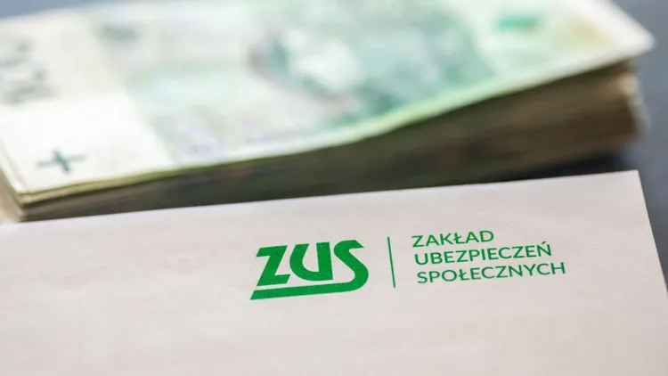 Otrzymują emeryturę za 1 dzień pracy i dostają pełne czternastki. Wielu Polaków wykorzystuje tę lukę w prawie