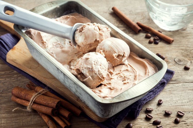 Przepis na domowe lody - cudowny deser dla całej rodziny