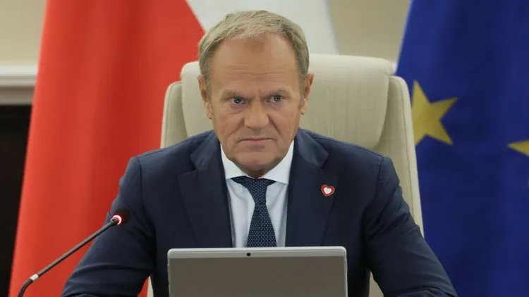 Tusk podjął decyzję. Polska otwiera przejścia graniczne, padał data