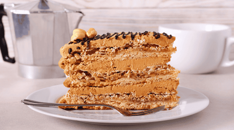Ciasto Snickers bez pieczenia