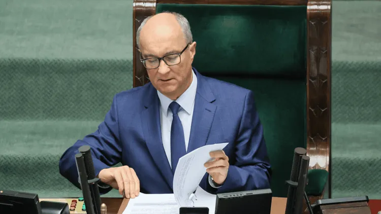 Czarzasty odkręca decyzje Hołowni. Wiadomo co z cenami żywności