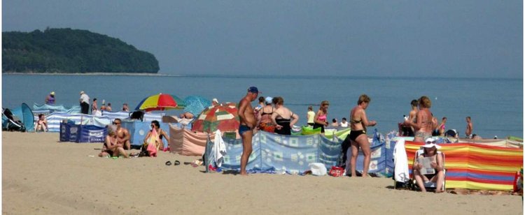 Już nie tylko koronawirus. Nad Bałtykiem naszemu zdrowiu grozi jeszcze jedno niebezpieczeństwo