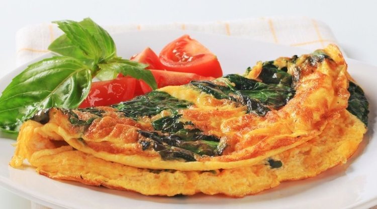 Wiosenny omlet ze szczawiem. Odświeżające śniadanie