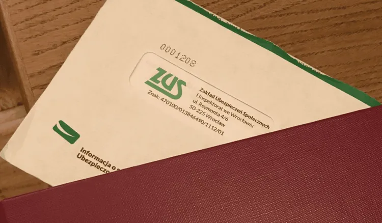 Niektórzy seniorzy dostaną emeryturę wcześniej. ZUS zmienia terminy wypłat w maju