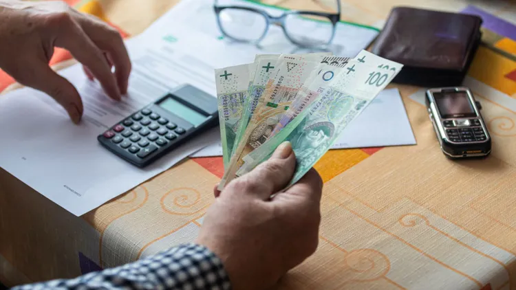 Nawet 440 zł więcej od ZUS. Sprawdź, czy jesteś w grupie 103 tys. szczęśliwców