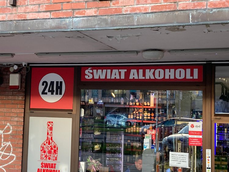 Nadchodzą kolejne podwyżki cen. Tym razem w górę idzie akcyza za alkohol i papierosy