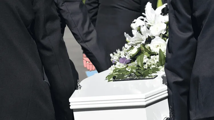 Zacznie się 1 stycznia 2026 r. Zasiłek pogrzebowy na nowych zasadach. Zmodyfikowano kolejną regułę